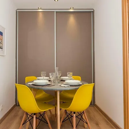 A Pearl Of An In Belem Apartment *